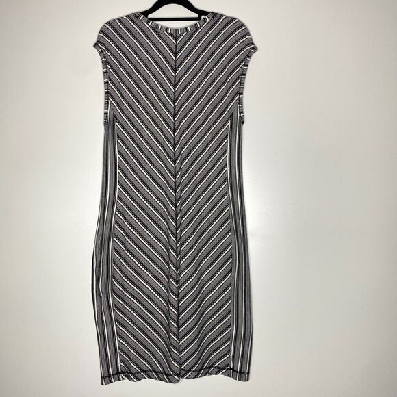 T by Talbots Chevron Stretch V-Neck Side Pocket Dress Women's Size Medium - Picture 2 of 8